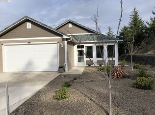 1987 34th St, Florence, OR 97439