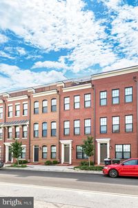 717 Parkside Pl NE, Washington, DC, 20019