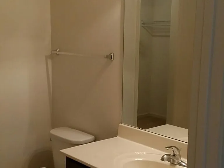 111 Stonecrest Ln — Photo 9