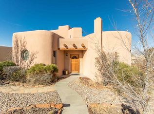 3220 Casa Rinconada, Santa Fe, NM 87507