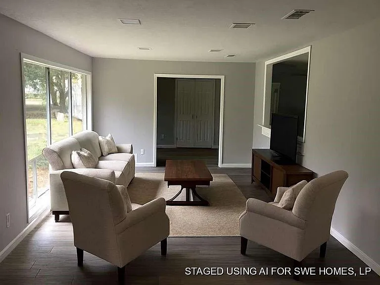 3515 Elm Dr — Photo 1