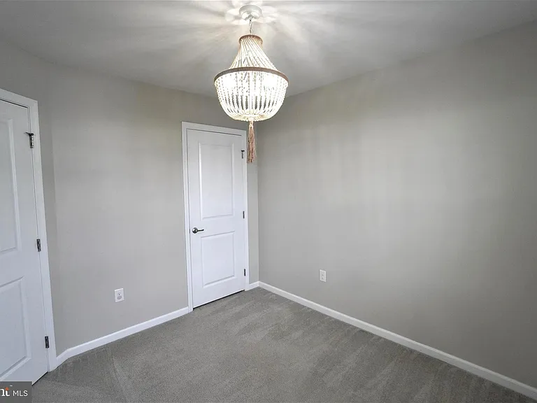 125 Dragon Dr — Photo 22