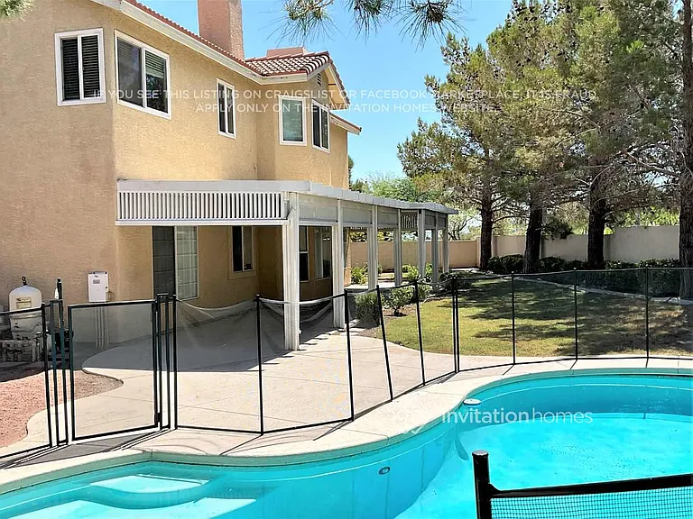 8121 Tropic Isle Cir — Photo 10