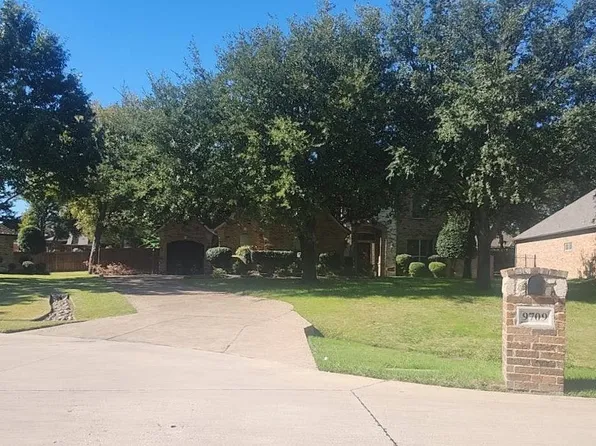 9709 Wagon Ct, Fort Worth, TX 76244