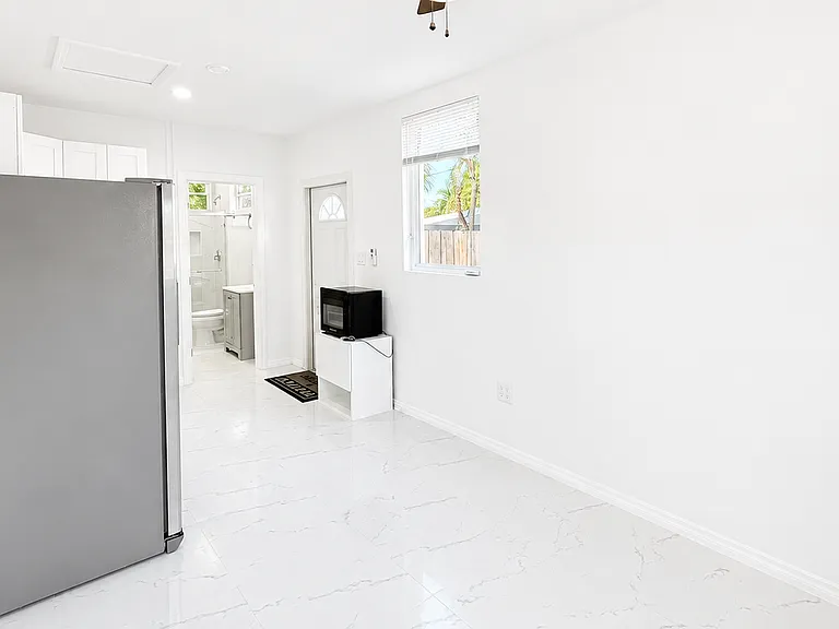800 Tuscaloosa St #1 — Photo 5