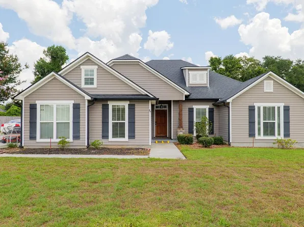 39 Barrett Ln, Lakeland, GA 31635