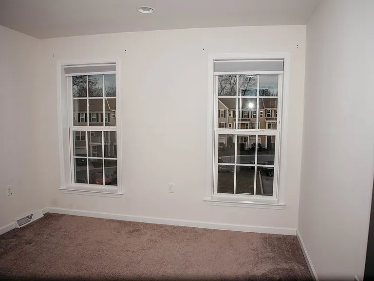 523 Fawn Ln — Photo 19