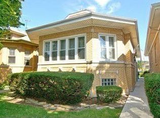 3631 N Mozart St, Chicago, IL 60618