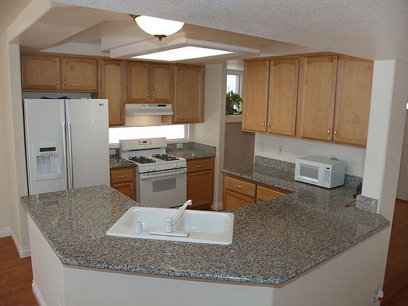 4th image of 9781 Shadymill Ave