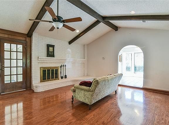 4th image of 4705 Greenshire Pl