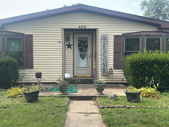2nd image of 403 E Byron St
