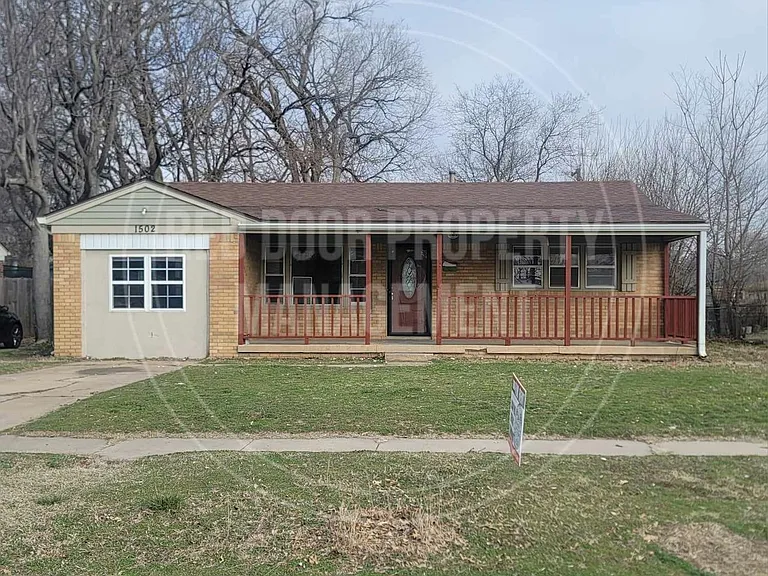 1502 E Jump Ave — Photo 1
