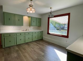 2515 S 15th St, Springfield, IL 62703