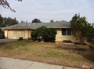 1745 Monroe St, Burlington, WA 98233