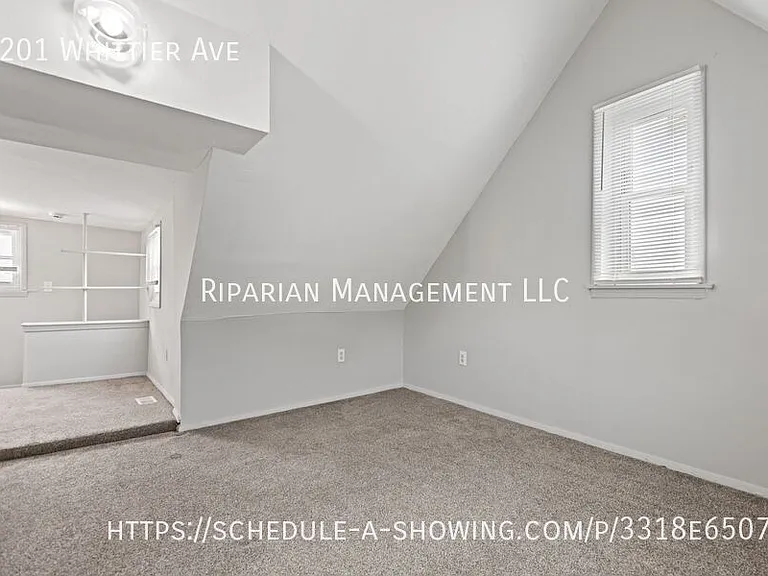 2201 Whittier Ave — Photo 21