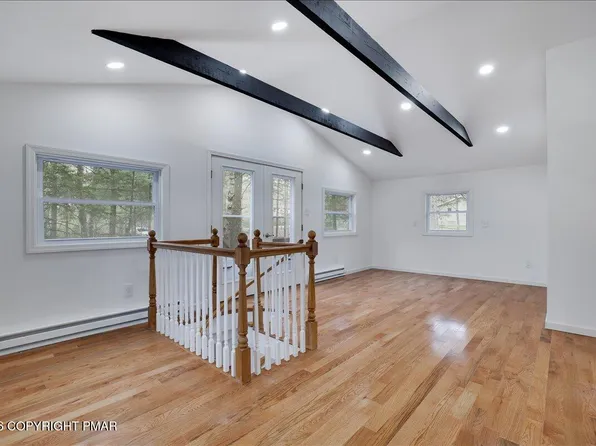 195 Conashaugh Trl, Milford, PA 18337