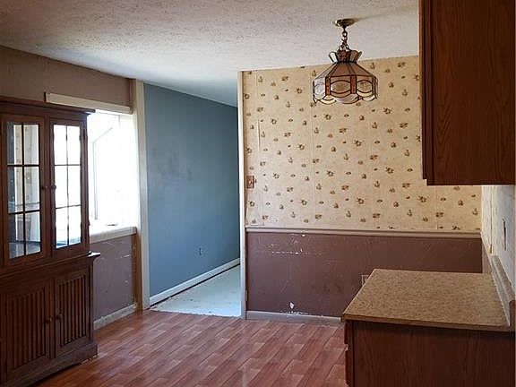4th image of 1628 Wiltshire Dr