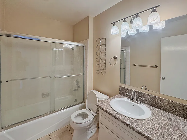 1218 Pine St #201 — Photo 22