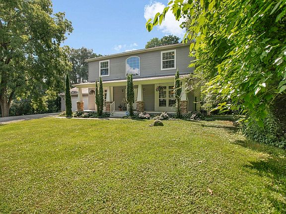 2nd image of 21654 W Ireland Rd