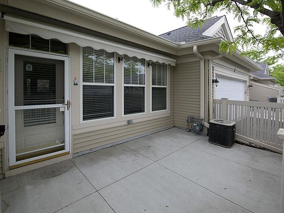 2nd image of 1625 2nd Ave