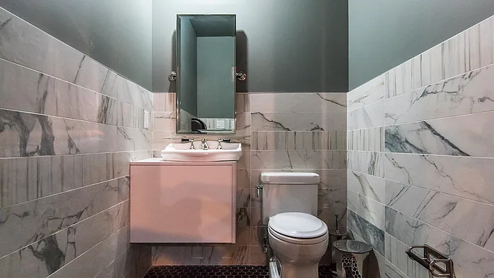 Rented by Nooklyn NYC LLC | media 10