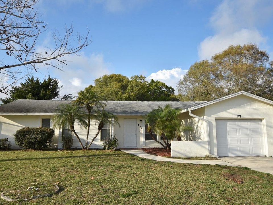 1st image of 821 Cypress Wood Ln