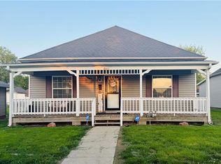 6011 Meade St, Saint Joseph, MO 64504