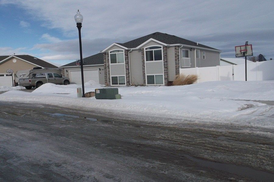 2nd image of 3681 Amber Ct