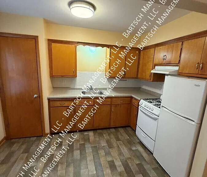 3736 N Humboldt Blvd #14 — Photo 3