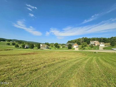 Snaffle Bit Ln, Bristol, VA, 24202