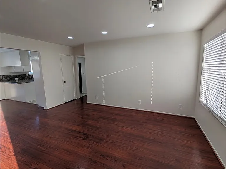 845 W Olive Ave #B — Photo 5