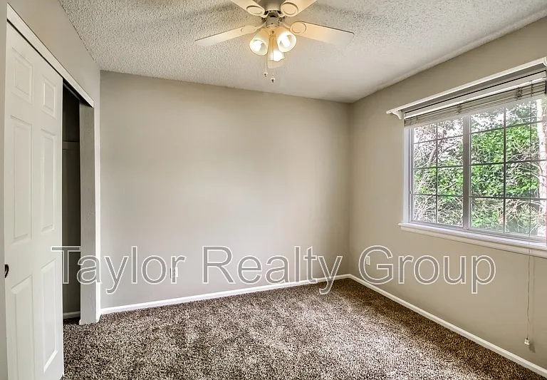 13460 Vine St — Photo 17