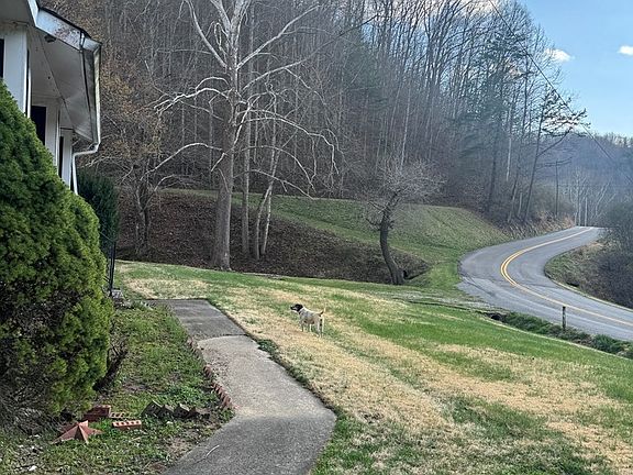 2nd image of 8125 Hode Rd