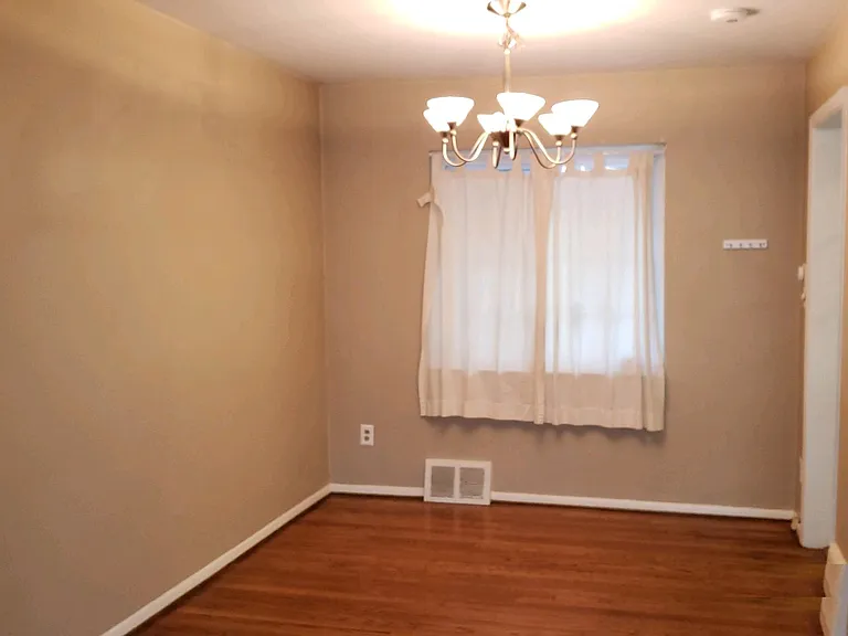 22833 Lakeshore Dr #1 — Photo 7