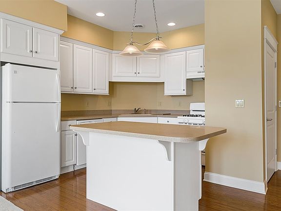 3rd image of 725 Harbor Watch Dr Unit 309-23