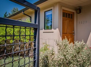 5823 NE 10th Ave #101, Portland, OR 97211