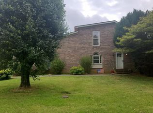 2702 Harris Cir NW, Cleveland, TN 37312