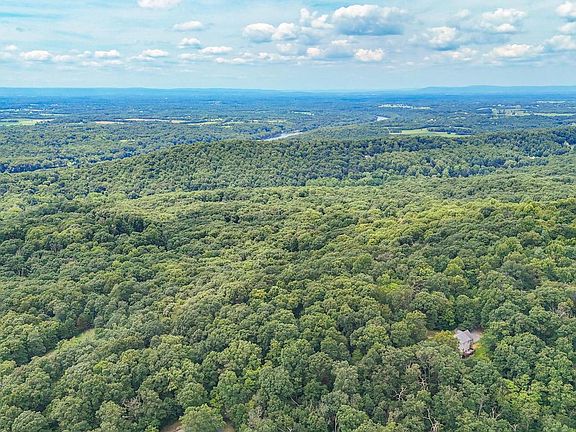 5th image of Hawks Hill Ln