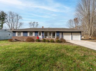 733 Hazen St, Paw Paw, MI 49079