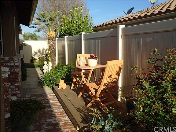2nd image of 28255 Via Cascadita