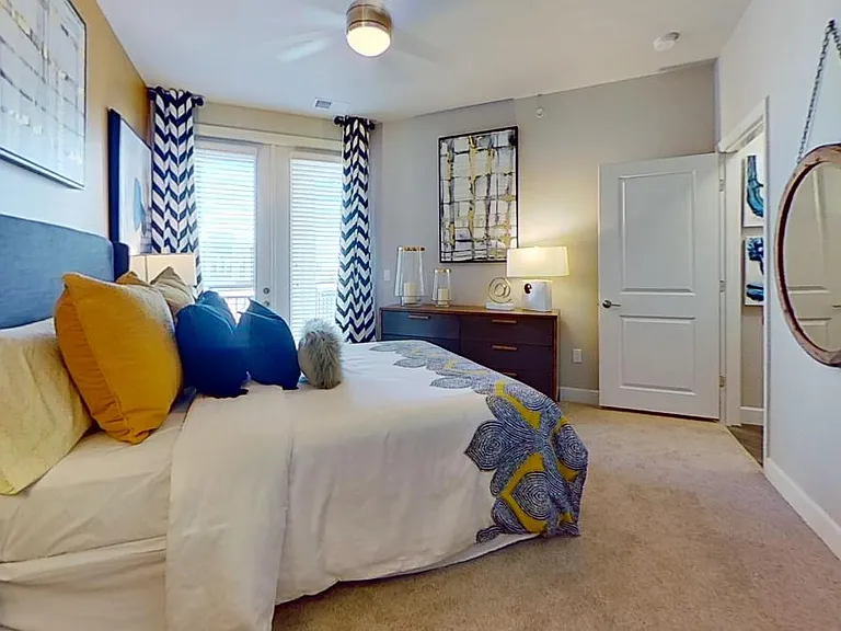 The Vue at Creve Coeur Apartments — Photo 72