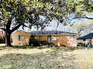 8715 Labron Ave, Dallas, TX 75209