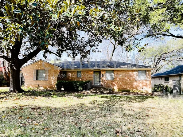 8715 Labron Ave, Dallas, TX 75209