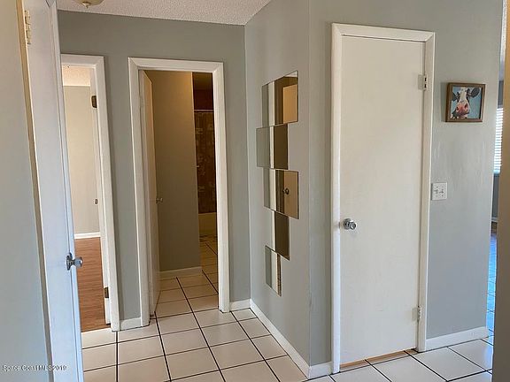 3rd image of 210 San Juan Cir #210