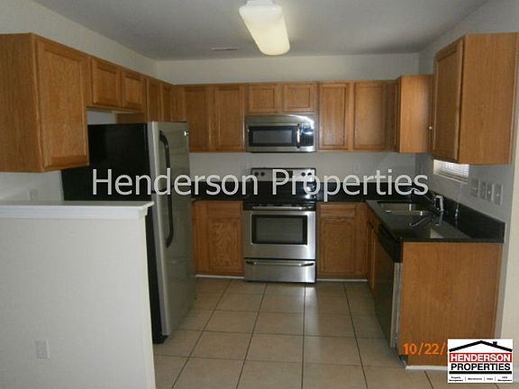 4th image of 5016 Wallace Creek Ln