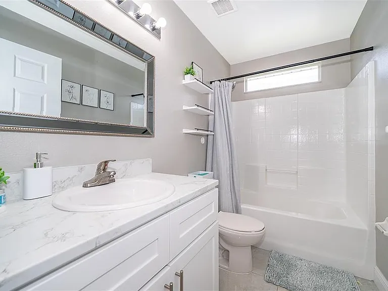 207 Langham Dr — Photo 21