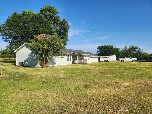 9517 County Road 419 Photo 1