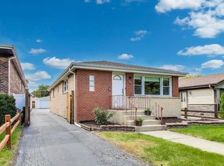 3516 Dora St, Franklin Park, IL