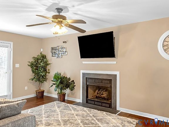 2nd image of 5625 Backwater Dr