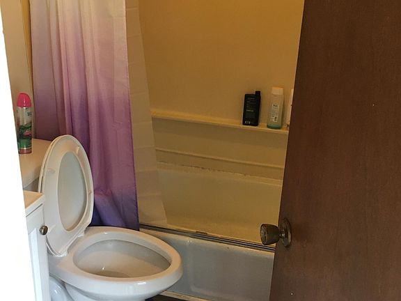 4th image of 2940 N 58th St